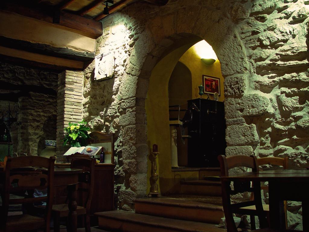 Il Giardino Degli Ulivi Villa Castelraimondo Buitenkant foto